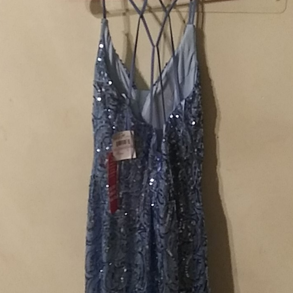 Clothes - Picture 2 of 2